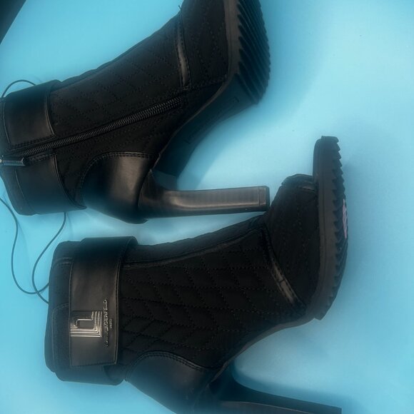 New Karl Lagerfeld "Britney" Quilted Open Toe Booties - size 5.5 - Picture 7 of 8